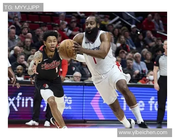 快船半场领先鹈鹕8分哈登贡献16分6助攻祖巴茨与普尔各得14分 快船半场领先鹈鹕8分哈登贡献16分6助攻祖巴茨与普尔各得14分