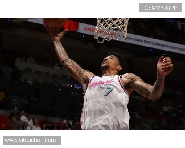 哈克斯表现出色14投7中贡献17分4篮板3助攻1盖帽助球队取得胜利 哈克斯表现出色14投7中贡献17分4篮板3助攻1盖帽助球队取得胜利