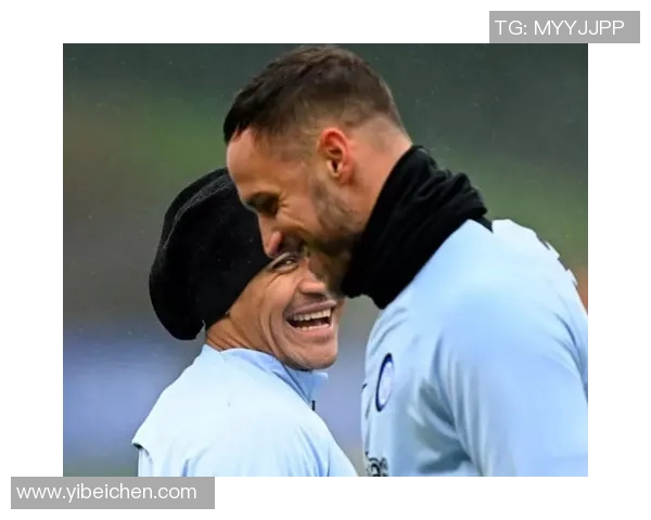 慢镜头：那不勒斯冬窗欲引进格雷茨卡拜仁态度坚决不愿放人