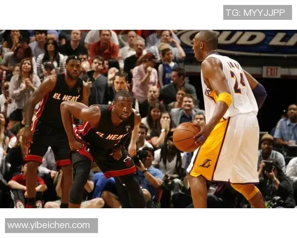 冬季时尚来袭哈兰德社交媒体分享冬季装扮迎接寒冷天气