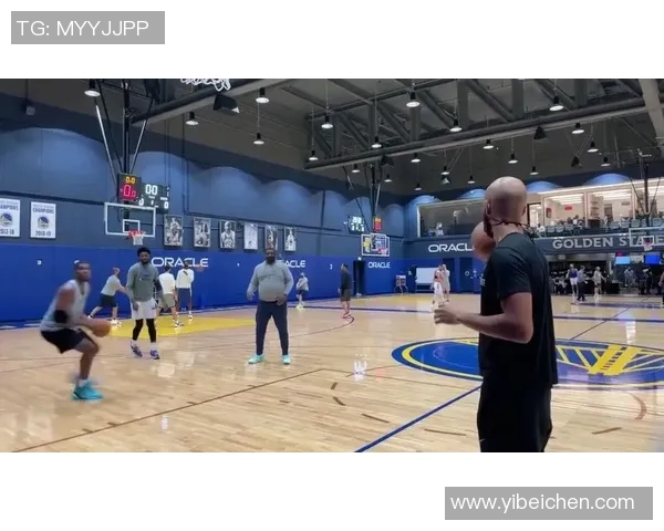 巴萨训练动态霍安加西亚复出在即孔德归队参与训练