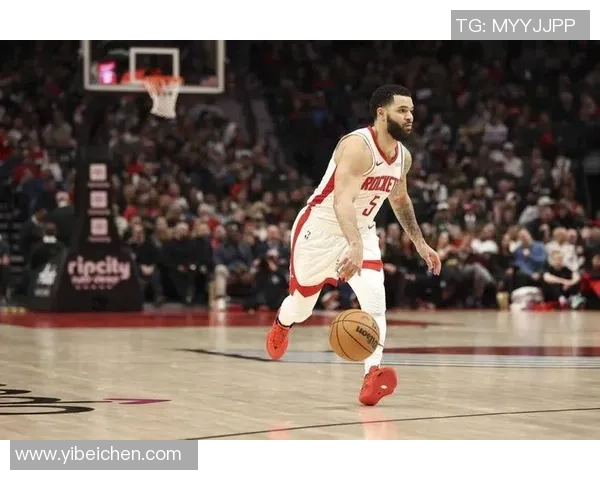 火箭队未完全排除范弗里特本赛季复出争冠可能性 火箭队未完全排除范弗里特本赛季复出争冠可能性