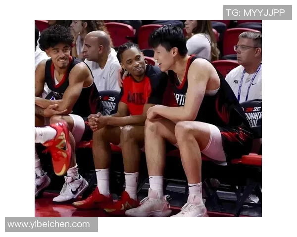 杨瀚森偏爱慢节奏与高位发牌但阿夫迪亚与夏普掌控球权