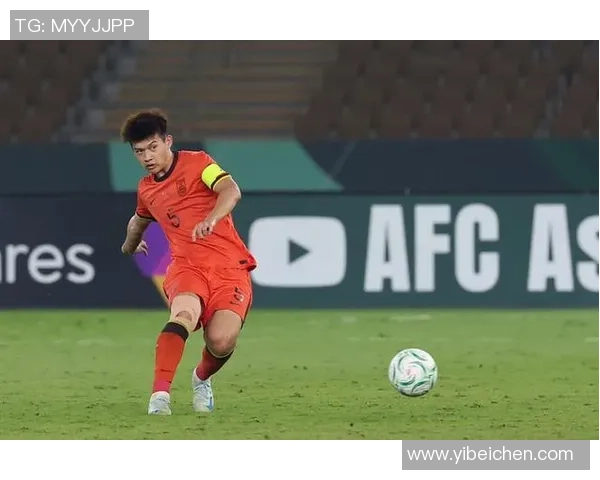 刘浩帆庆祝浙江队中超第七名成就期待明年再创佳绩 刘浩帆庆祝浙江队中超第七名成就期待明年再创佳绩