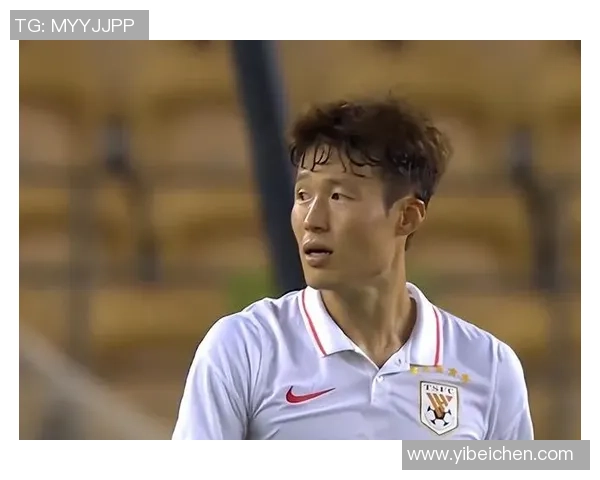 陈蒲边路停球失误摔倒引发球迷不满表现低迷遭热议 陈蒲边路停球失误摔倒引发球迷不满表现低迷遭热议